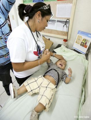 Médicos Sandinistas atienden a pobladores de Bluefields