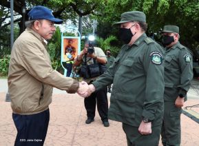 ¡Sandino vive, la lucha por el amor, por la justicia sigue!