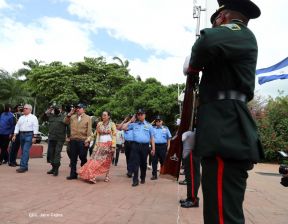 ¡Sandino vive, la lucha por el amor, por la justicia sigue!