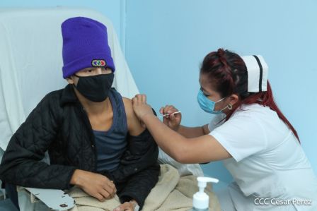 Primera jornada de vacunación voluntaria contra la Covid-19 en Nicaragua