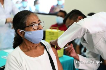 Primera jornada de vacunación voluntaria contra la Covid-19 en Nicaragua