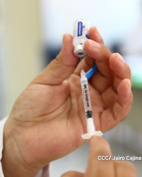 Primera jornada de vacunación voluntaria contra la Covid-19 en Nicaragua