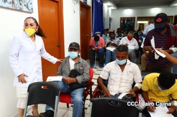 Primera jornada de vacunación voluntaria contra la Covid-19 en Nicaragua