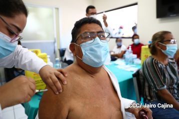 Primera jornada de vacunación voluntaria contra la Covid-19 en Nicaragua