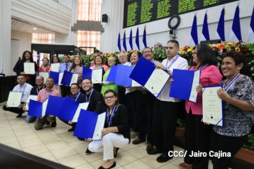 Orden Rigoberto Cabezas a periodistas que han contribuido a la paz, el progreso, estabilidad y desarrollo de Nicaragua