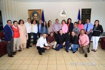 Orden Rigoberto Cabezas a periodistas que han contribuido a la paz, el progreso, estabilidad y desarrollo de Nicaragua