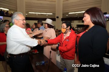 Orden Rigoberto Cabezas a periodistas que han contribuido a la paz, el progreso, estabilidad y desarrollo de Nicaragua