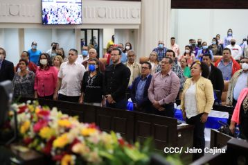 Orden Rigoberto Cabezas a periodistas que han contribuido a la paz, el progreso, estabilidad y desarrollo de Nicaragua