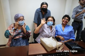 Orden Rigoberto Cabezas a periodistas que han contribuido a la paz, el progreso, estabilidad y desarrollo de Nicaragua