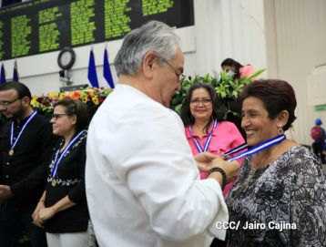 Orden Rigoberto Cabezas a periodistas que han contribuido a la paz, el progreso, estabilidad y desarrollo de Nicaragua