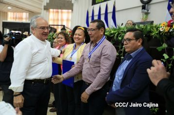 Orden Rigoberto Cabezas a periodistas que han contribuido a la paz, el progreso, estabilidad y desarrollo de Nicaragua