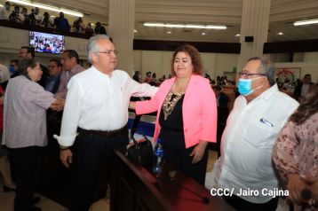 Orden Rigoberto Cabezas a periodistas que han contribuido a la paz, el progreso, estabilidad y desarrollo de Nicaragua