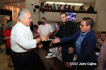 Orden Rigoberto Cabezas a periodistas que han contribuido a la paz, el progreso, estabilidad y desarrollo de Nicaragua