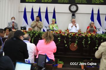 Orden Rigoberto Cabezas a periodistas que han contribuido a la paz, el progreso, estabilidad y desarrollo de Nicaragua