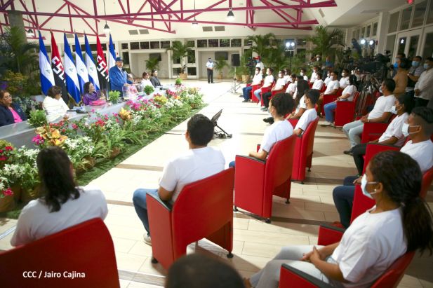 El Comandante Daniel Ortega y la Compañera Rosario Murillo presidieron acto en ocasión del Día Internacional de la Mujer