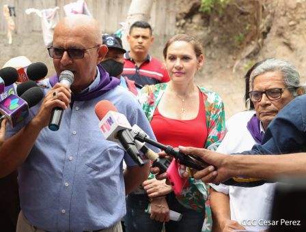 Viacrucis Acuático de Granada