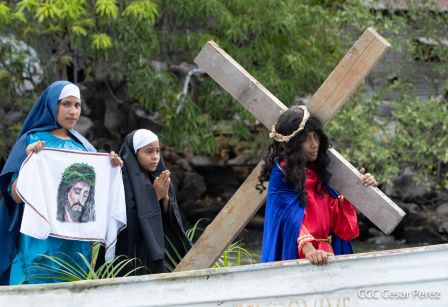 Viacrucis Acuático de Granada