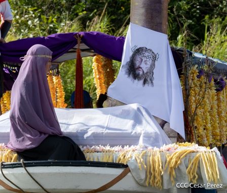 Viacrucis Acuático de Granada