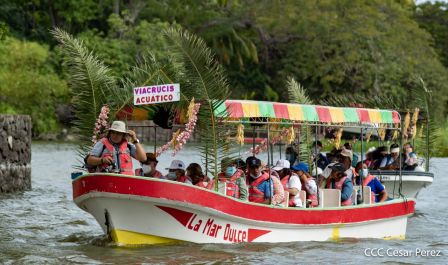 Viacrucis Acuático de Granada