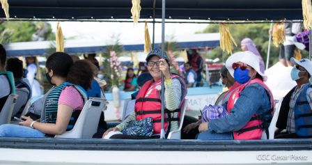 Viacrucis Acuático de Granada