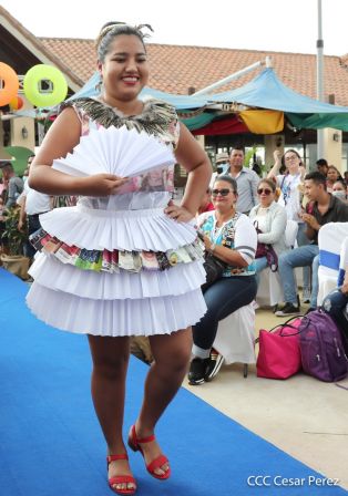 Nicaragua Fuerza Bendita:   III Edición de la Pasarela Verano de Amor