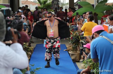 Nicaragua Fuerza Bendita:   III Edición de la Pasarela Verano de Amor