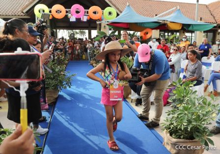 Nicaragua Fuerza Bendita:   III Edición de la Pasarela Verano de Amor