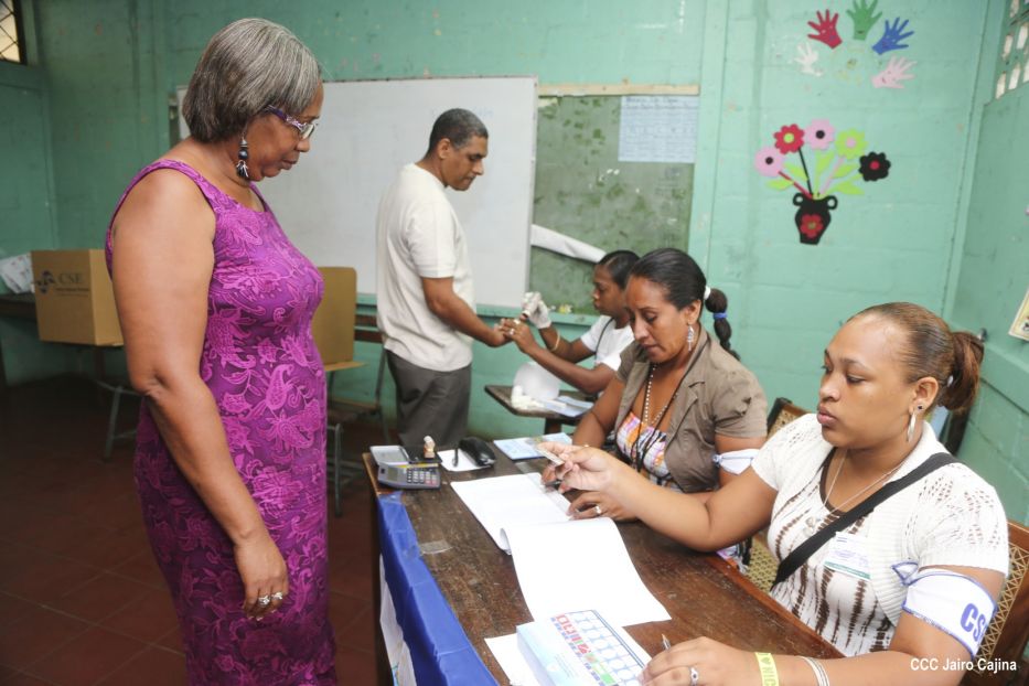 Costa Caribe vota en Elecciones Regionales