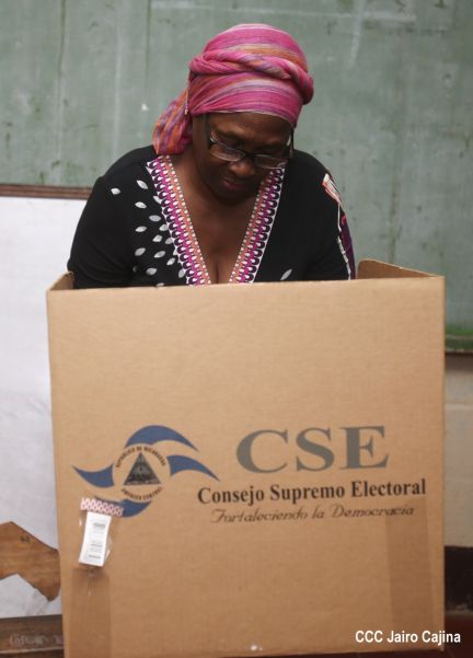 Costa Caribe vota en Elecciones Regionales