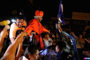 Pueblo de Nicaragua recibe a Su Eminencia el Cardenal Leopoldo Brenes