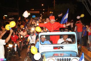 Pueblo de Nicaragua recibe a Su Eminencia el Cardenal Leopoldo Brenes