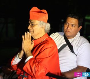 Pueblo de Nicaragua recibe a Su Eminencia el Cardenal Leopoldo Brenes