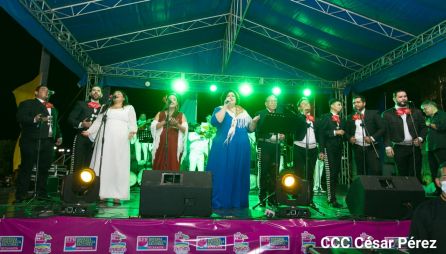 Concierto “Amor de Madre” en el Puerto Salvador Allende