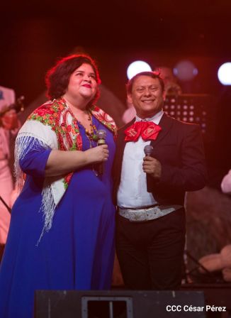Concierto “Amor de Madre” en el Puerto Salvador Allende