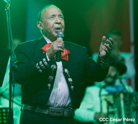 Concierto “Amor de Madre” en el Puerto Salvador Allende