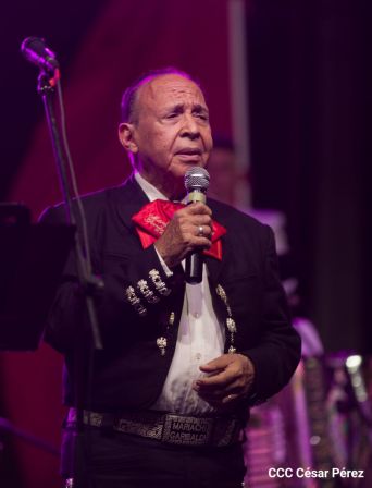 Concierto “Amor de Madre” en el Puerto Salvador Allende