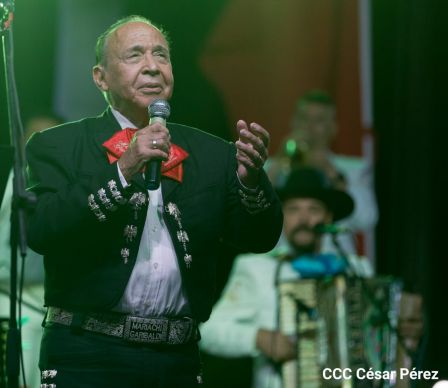 Concierto “Amor de Madre” en el Puerto Salvador Allende