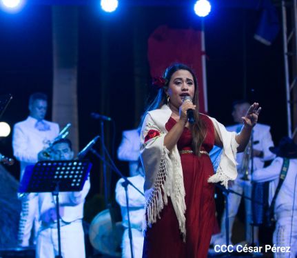 Concierto “Amor de Madre” en el Puerto Salvador Allende