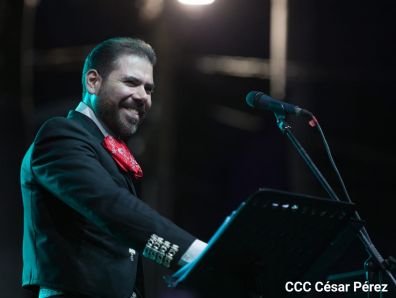 Concierto “Amor de Madre” en el Puerto Salvador Allende