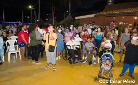 Concierto “Amor de Madre” en el Puerto Salvador Allende