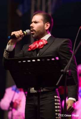 Concierto “Amor de Madre” en el Puerto Salvador Allende