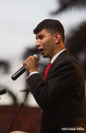 Concierto “Amor de Madre” en el Puerto Salvador Allende