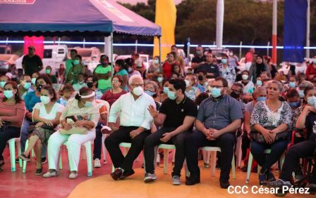 Concierto “Amor de Madre” en el Puerto Salvador Allende