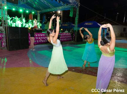 Concierto “Amor de Madre” en el Puerto Salvador Allende