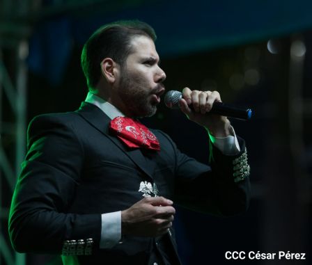 Concierto “Amor de Madre” en el Puerto Salvador Allende