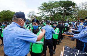 Acto de clausura del Primer Curso Básico de Policía del año 2021