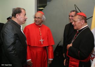 Presidente Daniel y Compañera Rosario reciben a Su Eminencia Cardenal Leopoldo Brenes