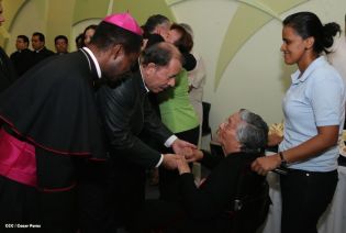 Presidente Daniel y Compañera Rosario reciben a Su Eminencia Cardenal Leopoldo Brenes