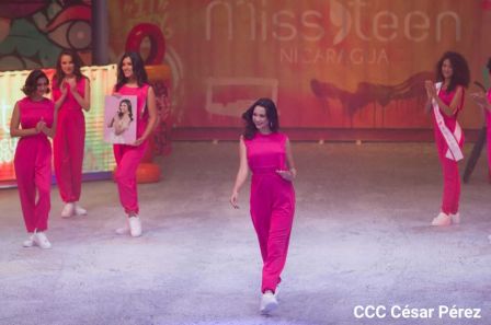Miss Teen: Arte, Belleza e Identidad Cultural