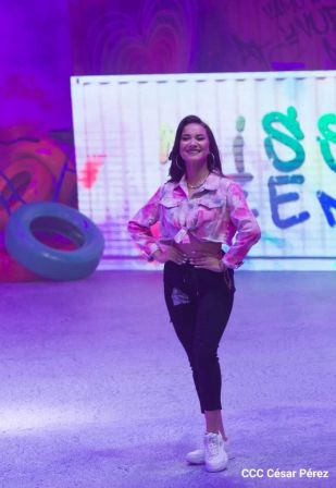 Miss Teen: Arte, Belleza e Identidad Cultural